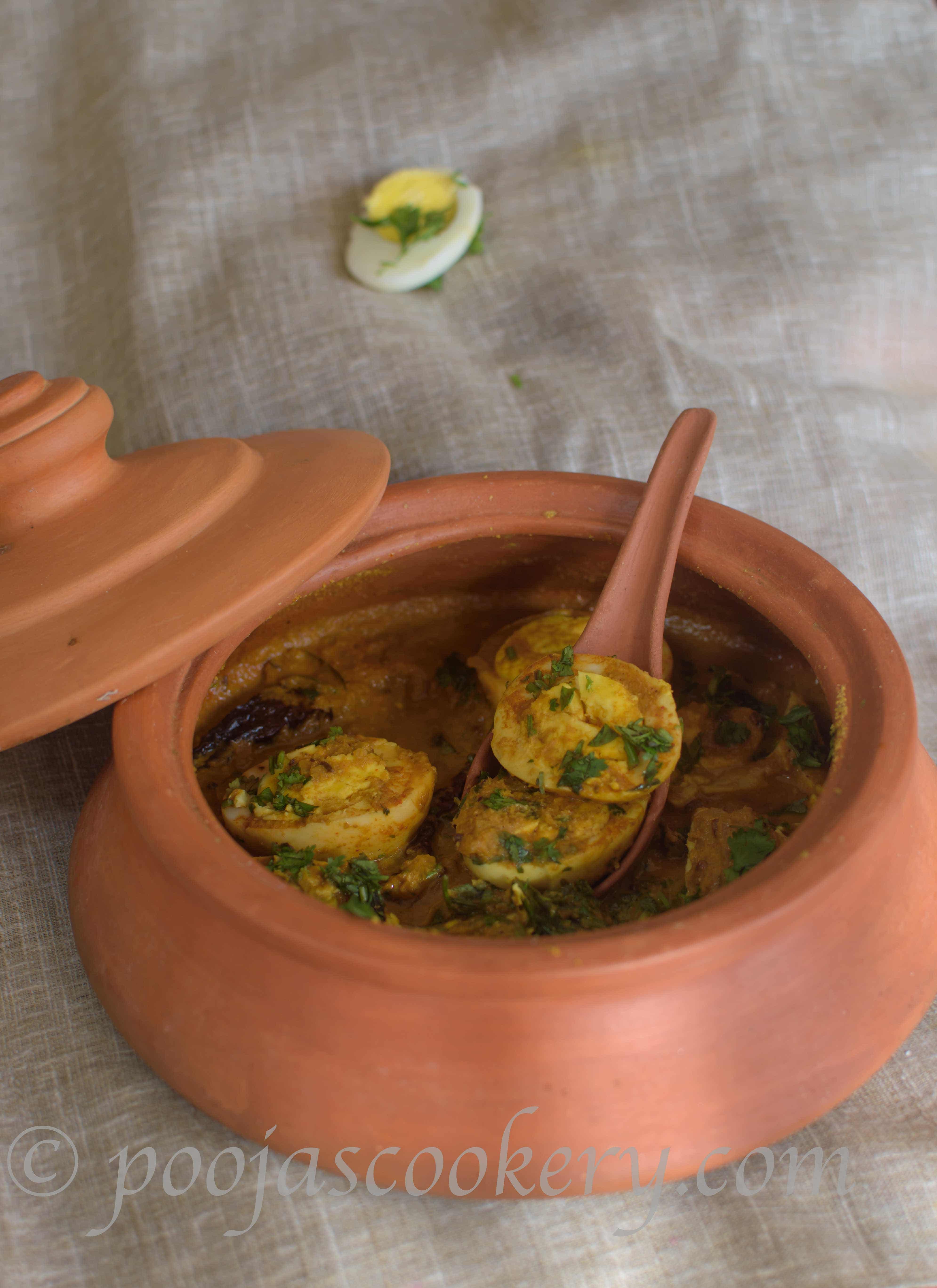 Ande Ka Salan/Egg Curry Recipe - Pooja's Cookery