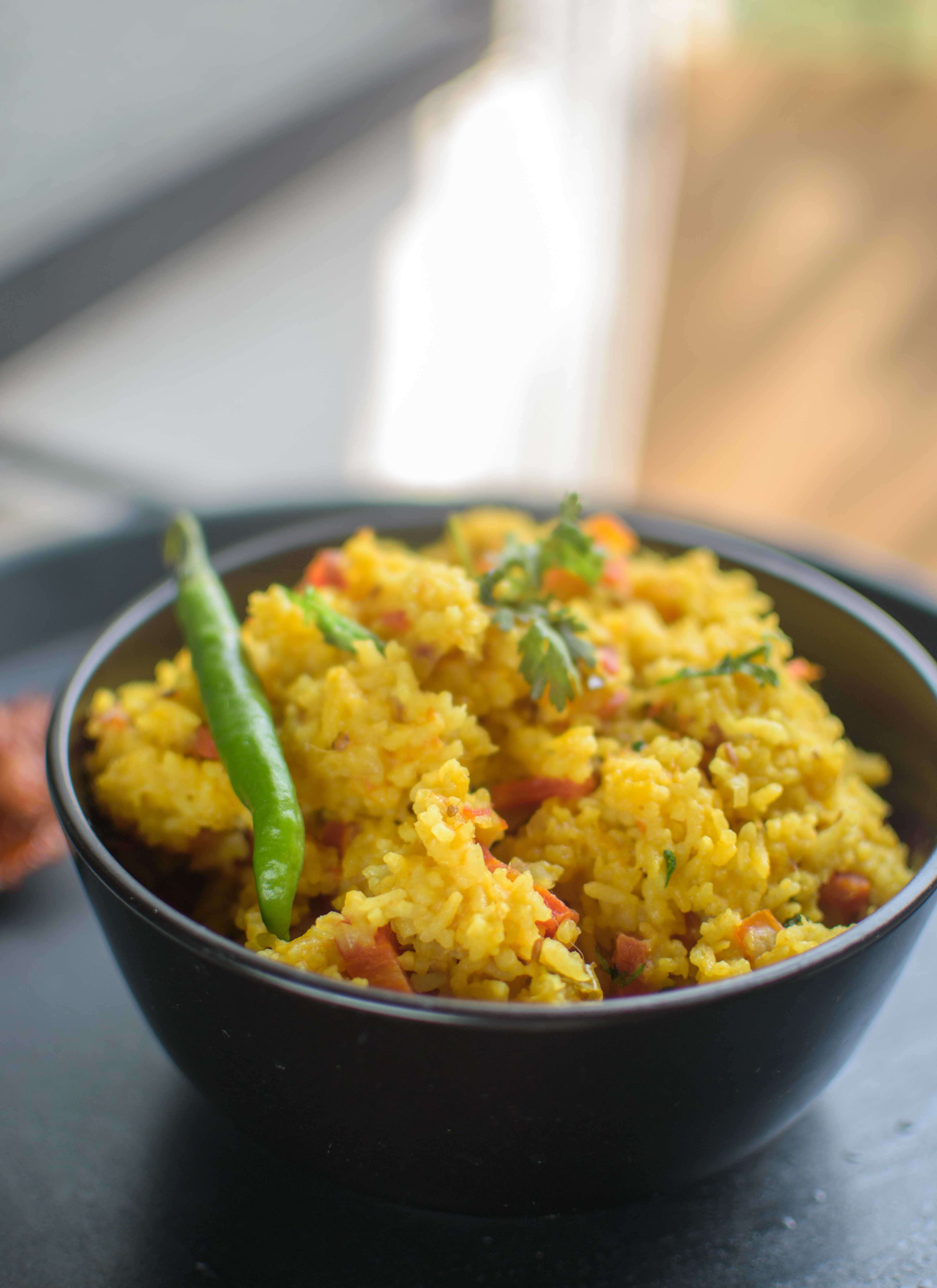 Dal Khichdi/ Vegetable Khichdi – Pooja's Cookery