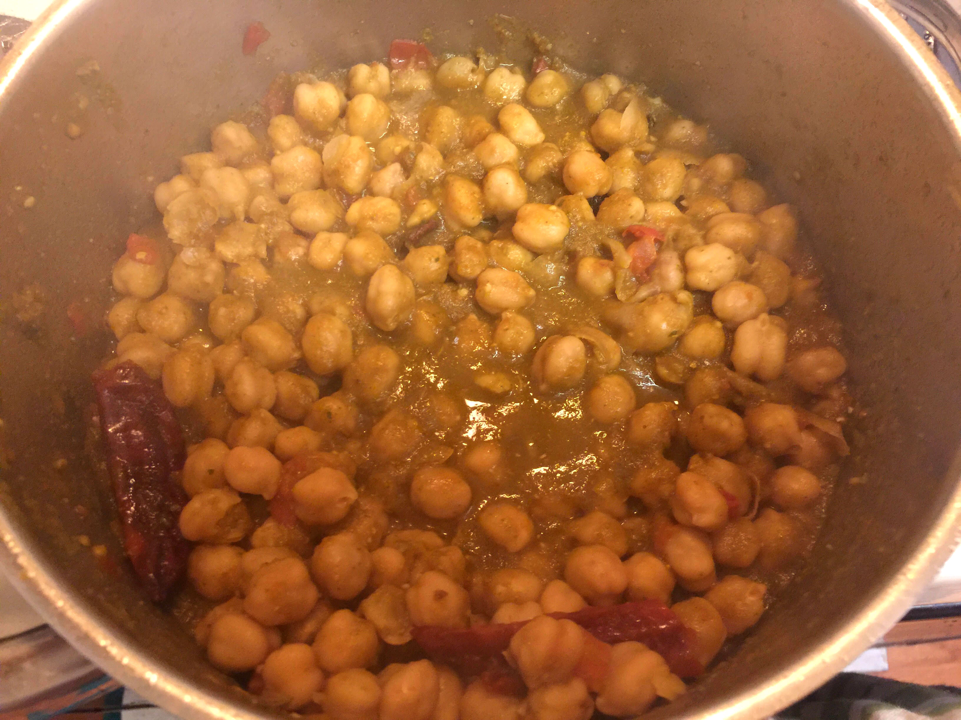 Sukha Chana/Chickpeas Dry Gravy