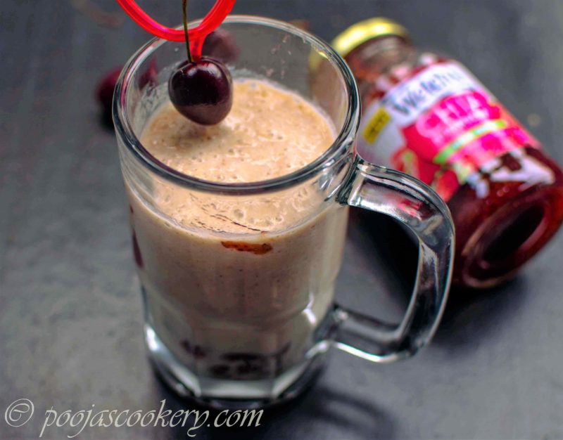 Delicious-Banana-Chia-Smoothie