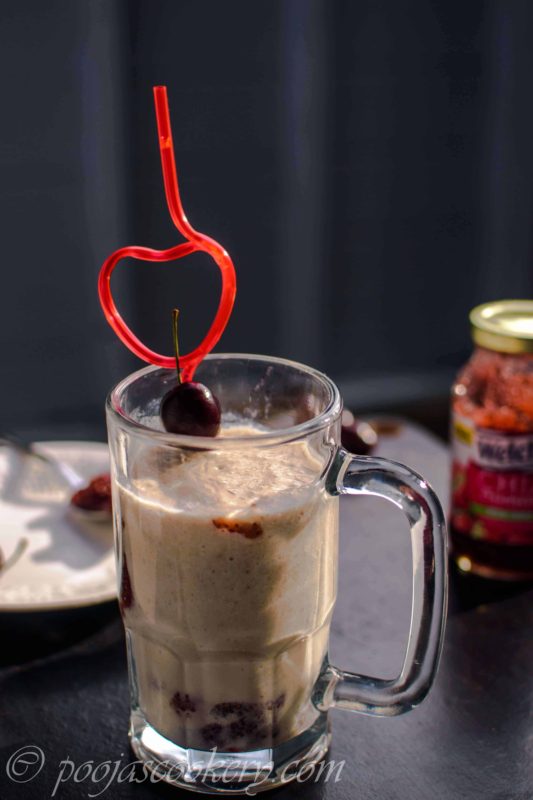 Delicious-Banana-Chia-Smoothie