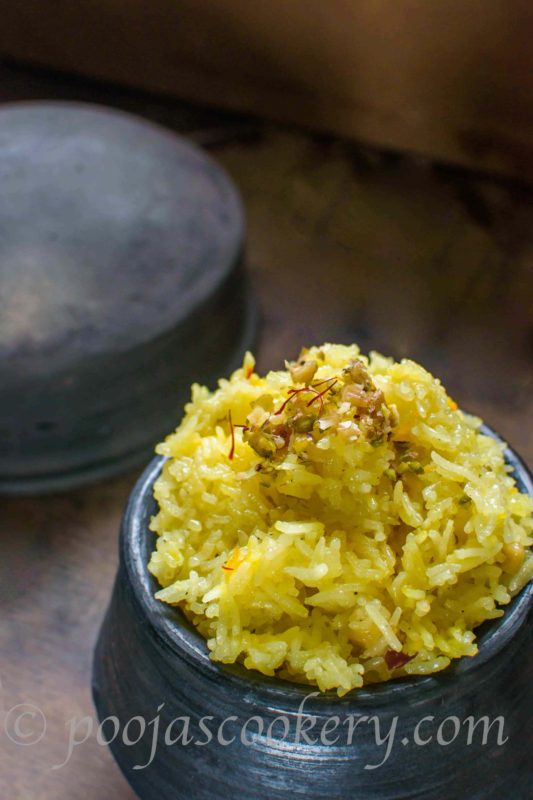 Indian Dessert Sakhar bhat / Kesar bhat
