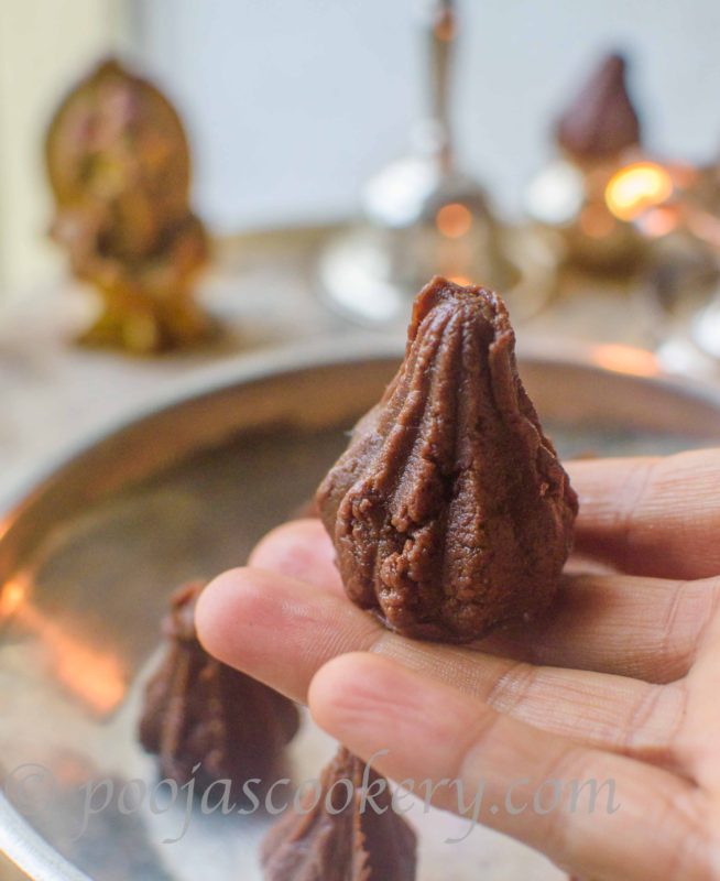 Instant Cocoa Modak / Indian Sweet