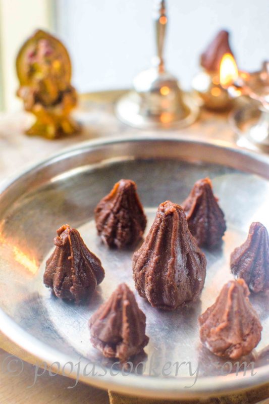Instant Cocoa Modak / Indian Sweet
